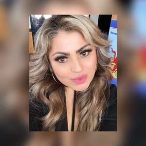 Meet your Posher, Eva